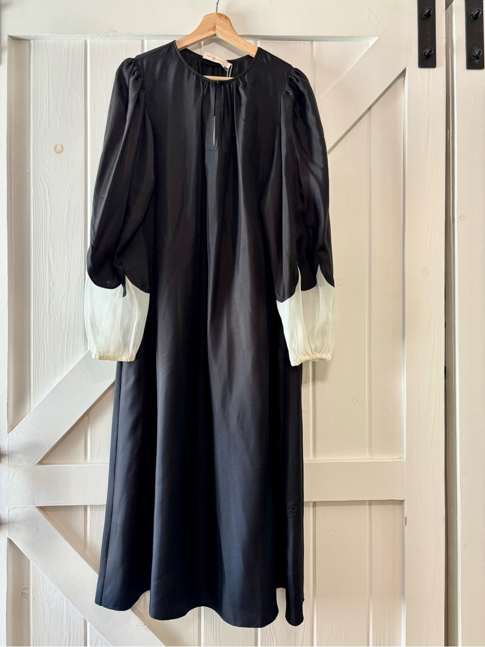 Tory Burch Scalloped Sleeve Silk Midi Dress Black Ivory White Luxury NWT 8 - Picture 2 of 11